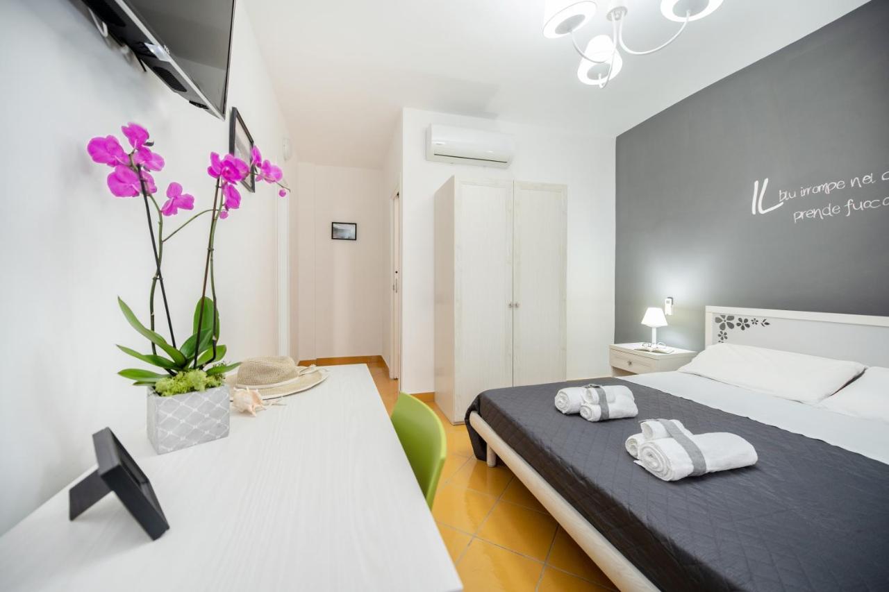 La Casa Del Pozzo Vecchio Bed and Breakfast Procida Eksteriør billede